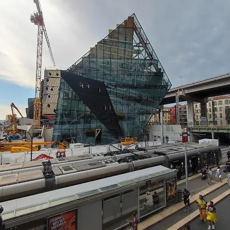 Boutique 1 * Ницца