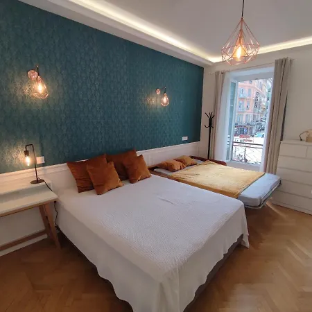 Boutique 1 Апартаменты *